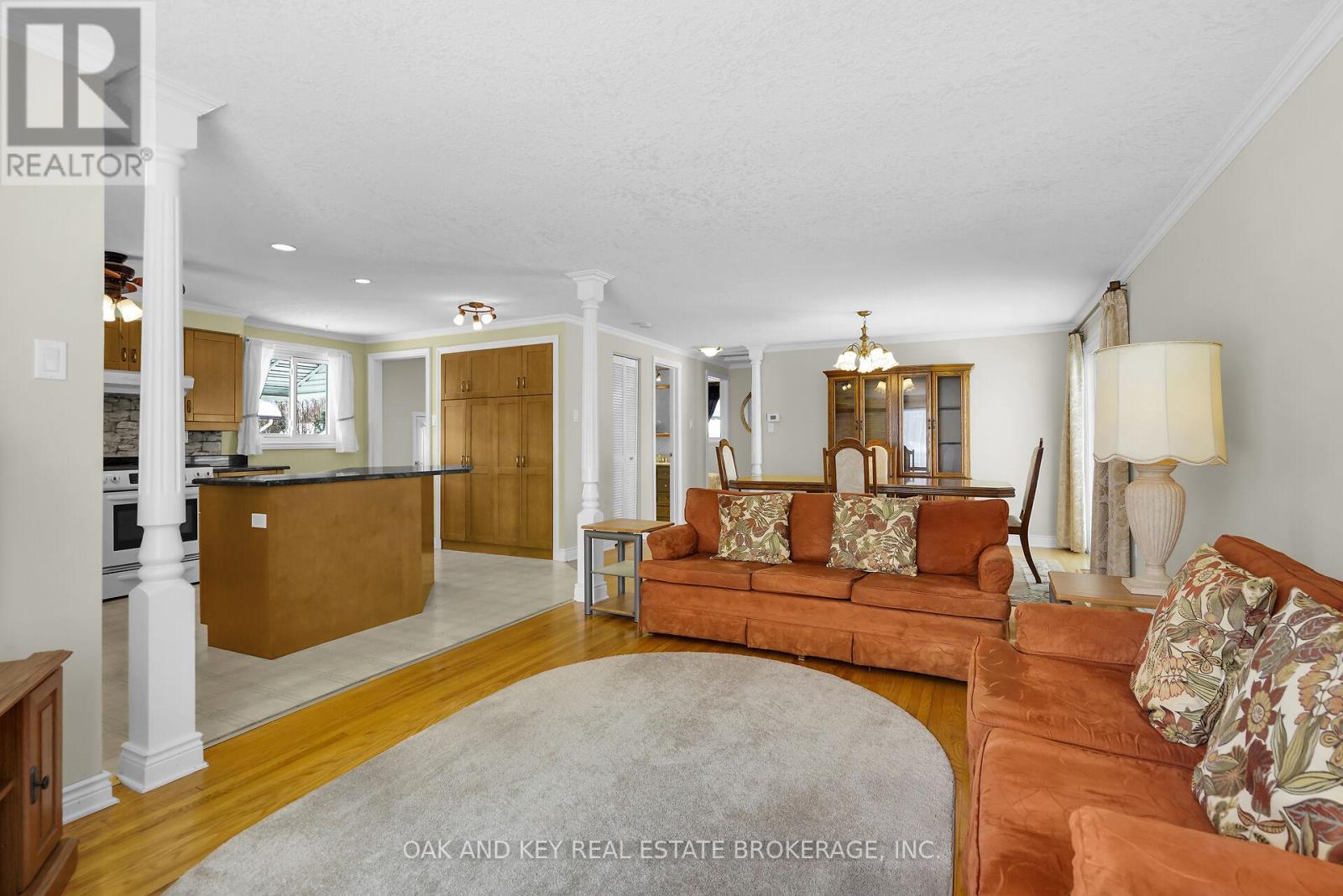 6 Court Lane, London East, Ontario  N5W 5M5 - Photo 11 - X12633130