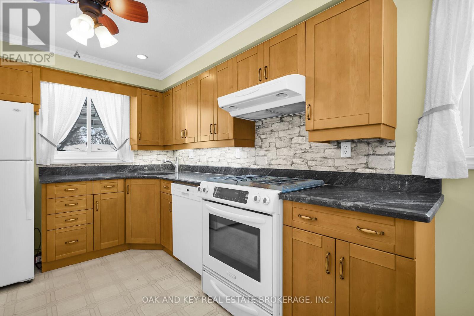 6 Court Lane, London East, Ontario  N5W 5M5 - Photo 15 - X12633130