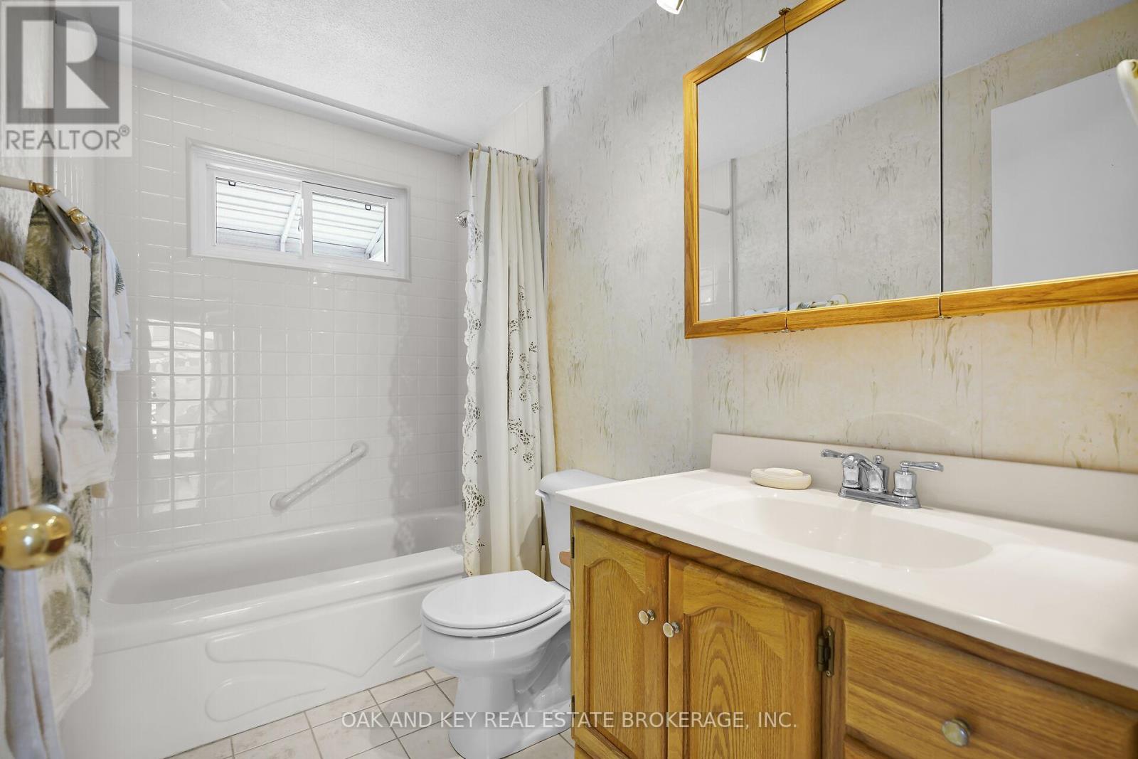 6 Court Lane, London East, Ontario  N5W 5M5 - Photo 27 - X12633130