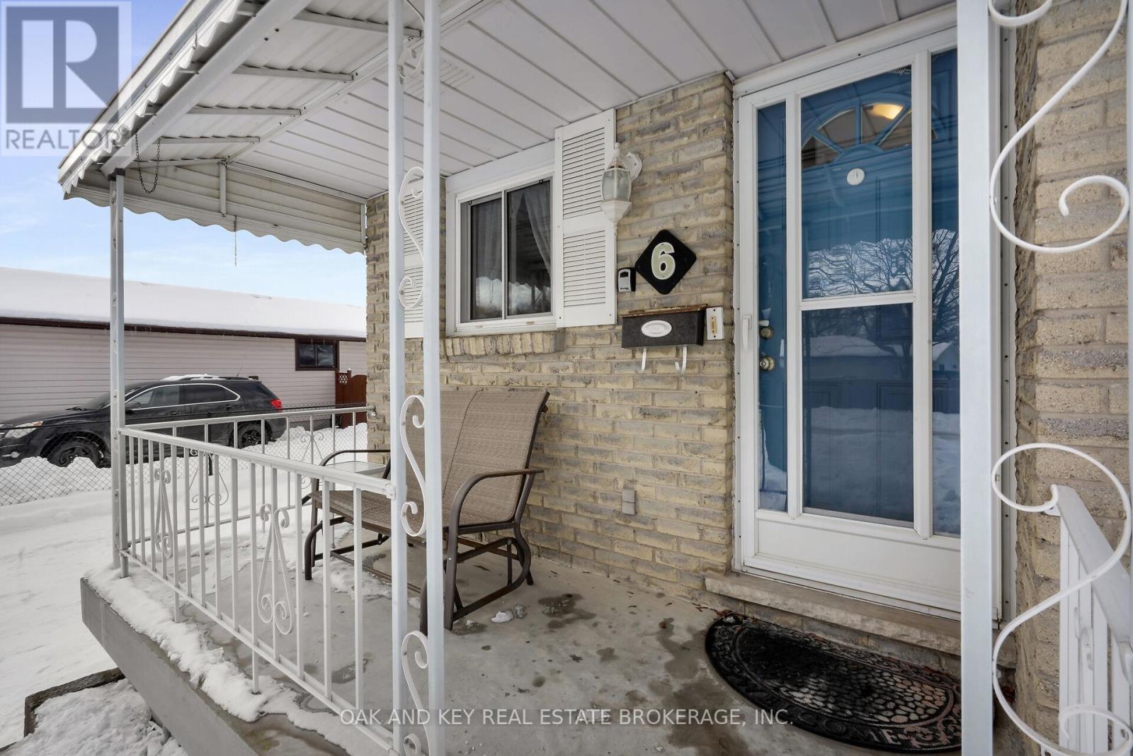 6 Court Lane, London East, Ontario  N5W 5M5 - Photo 3 - X12633130