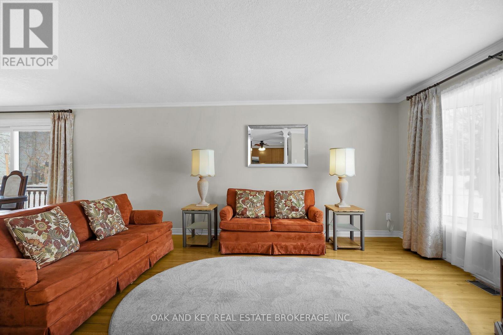 6 Court Lane, London East, Ontario  N5W 5M5 - Photo 7 - X12633130