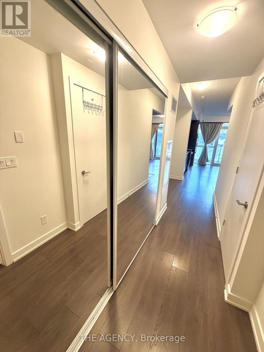 609 - 50 Bruyeres Mews, Toronto (Niagara), Ontario  M5V 0H8 - Photo 3 - C12633138