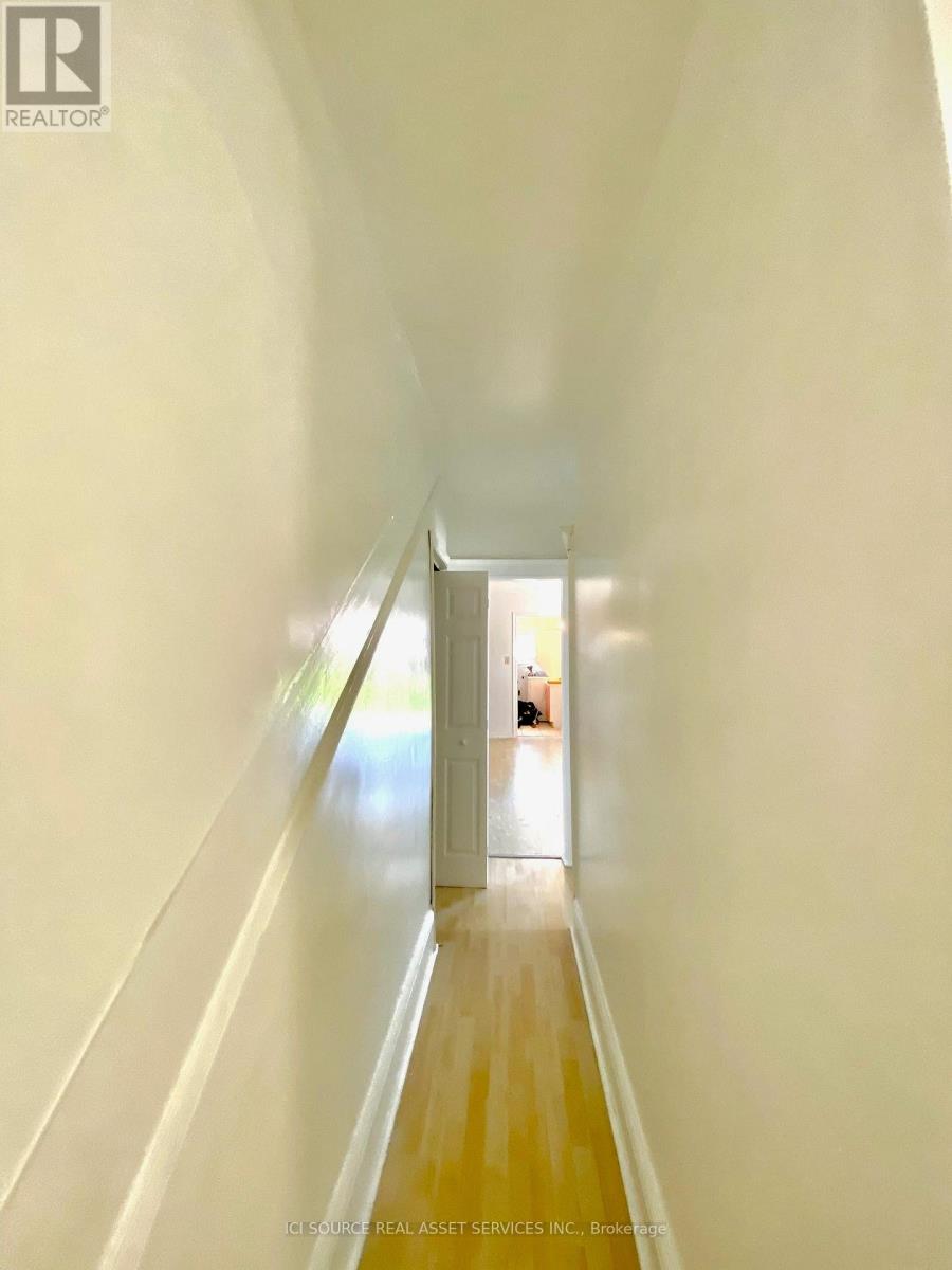 1 - 176 Grace Street, Toronto, Ontario  M6G 3A6 - Photo 10 - C12633154