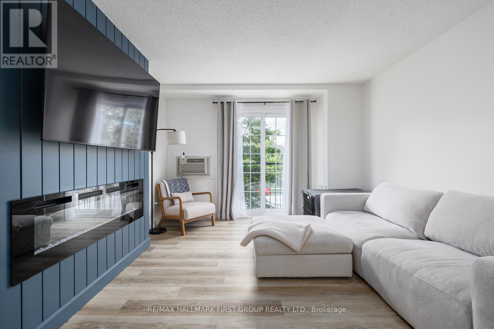 208 - 91 Aspen Springs Drive, Clarington, Ontario  L1C 5J9 - Photo 10 - E12633162