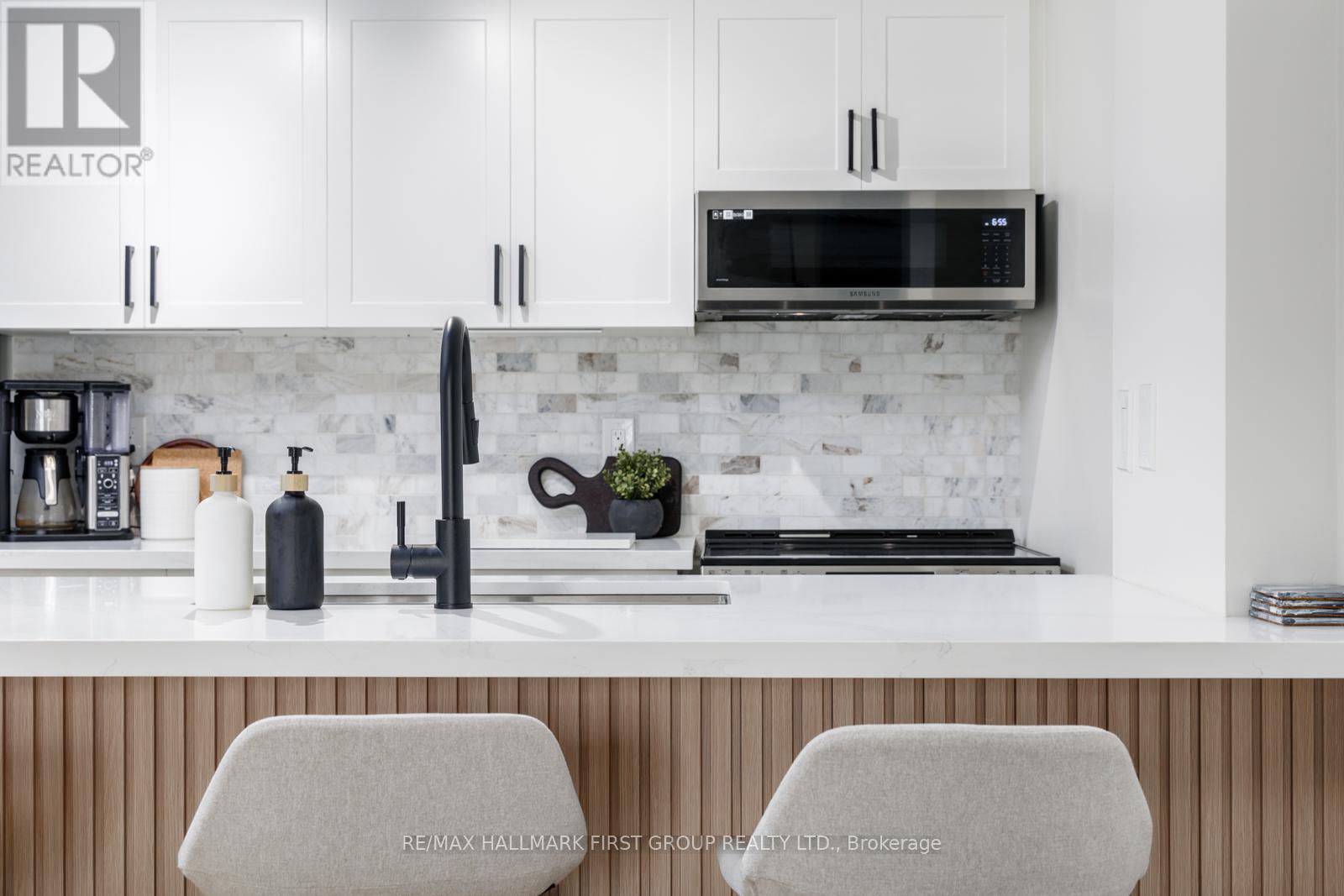 208 - 91 Aspen Springs Drive, Clarington, Ontario  L1C 5J9 - Photo 16 - E12633162