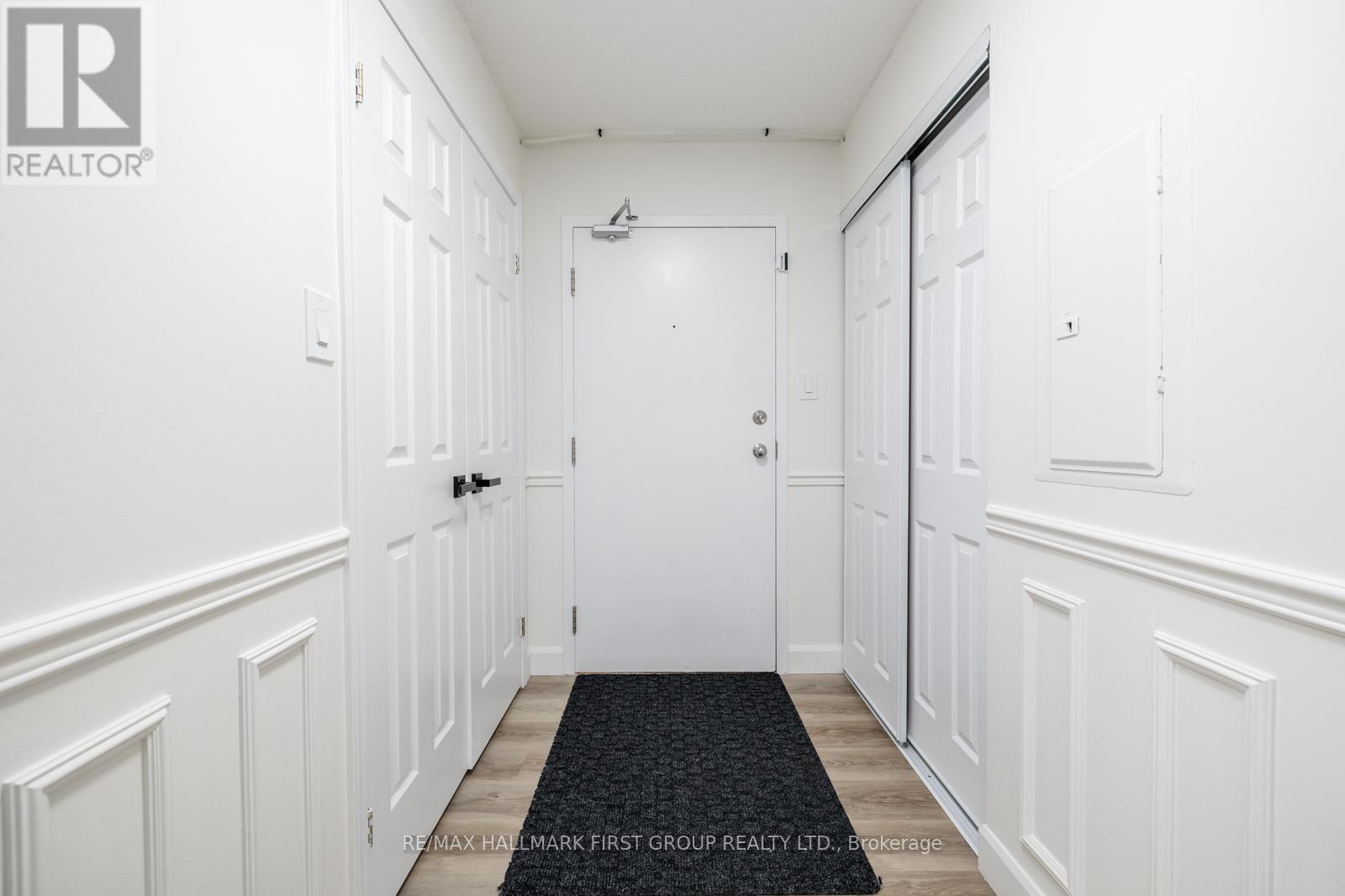 208 - 91 Aspen Springs Drive, Clarington, Ontario  L1C 5J9 - Photo 5 - E12633162