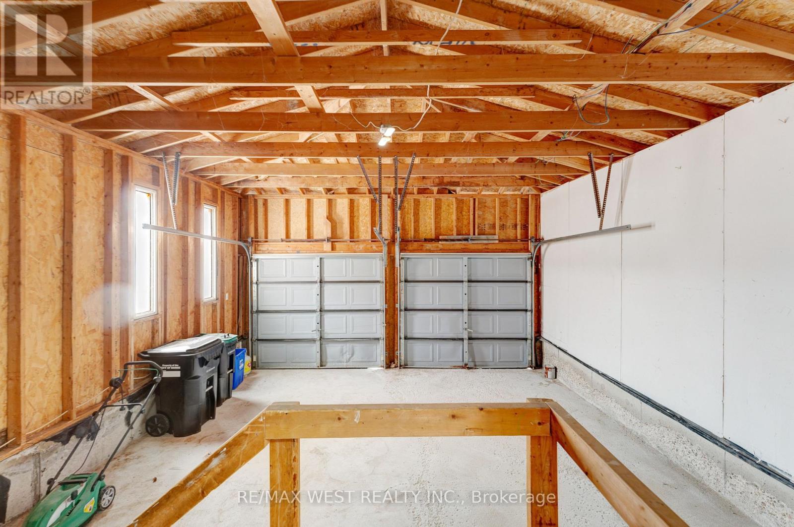 20 Felt Crescent, Barrie, Ontario  L4N 8V2 - Photo 18 - S12633128