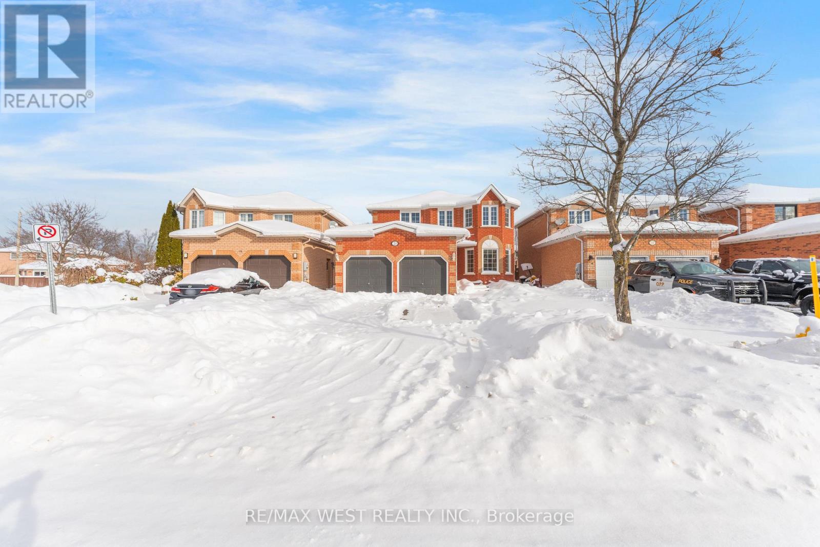 20 Felt Crescent, Barrie, Ontario  L4N 8V2 - Photo 2 - S12633128