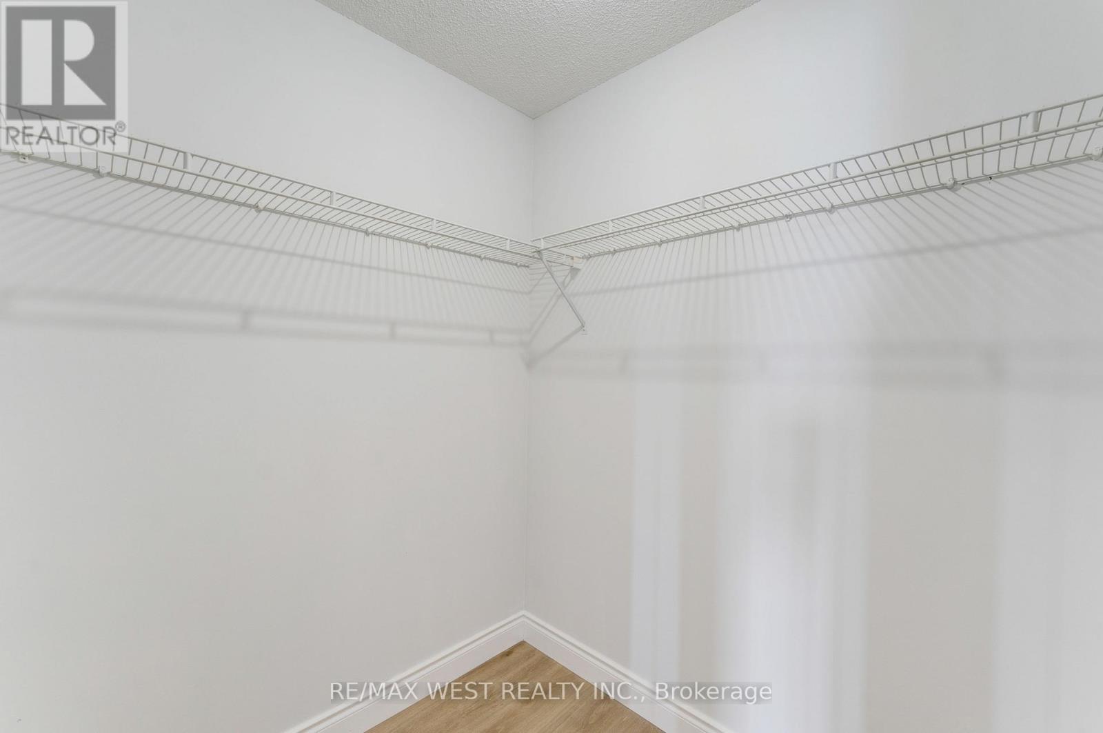 20 Felt Crescent, Barrie, Ontario  L4N 8V2 - Photo 24 - S12633128