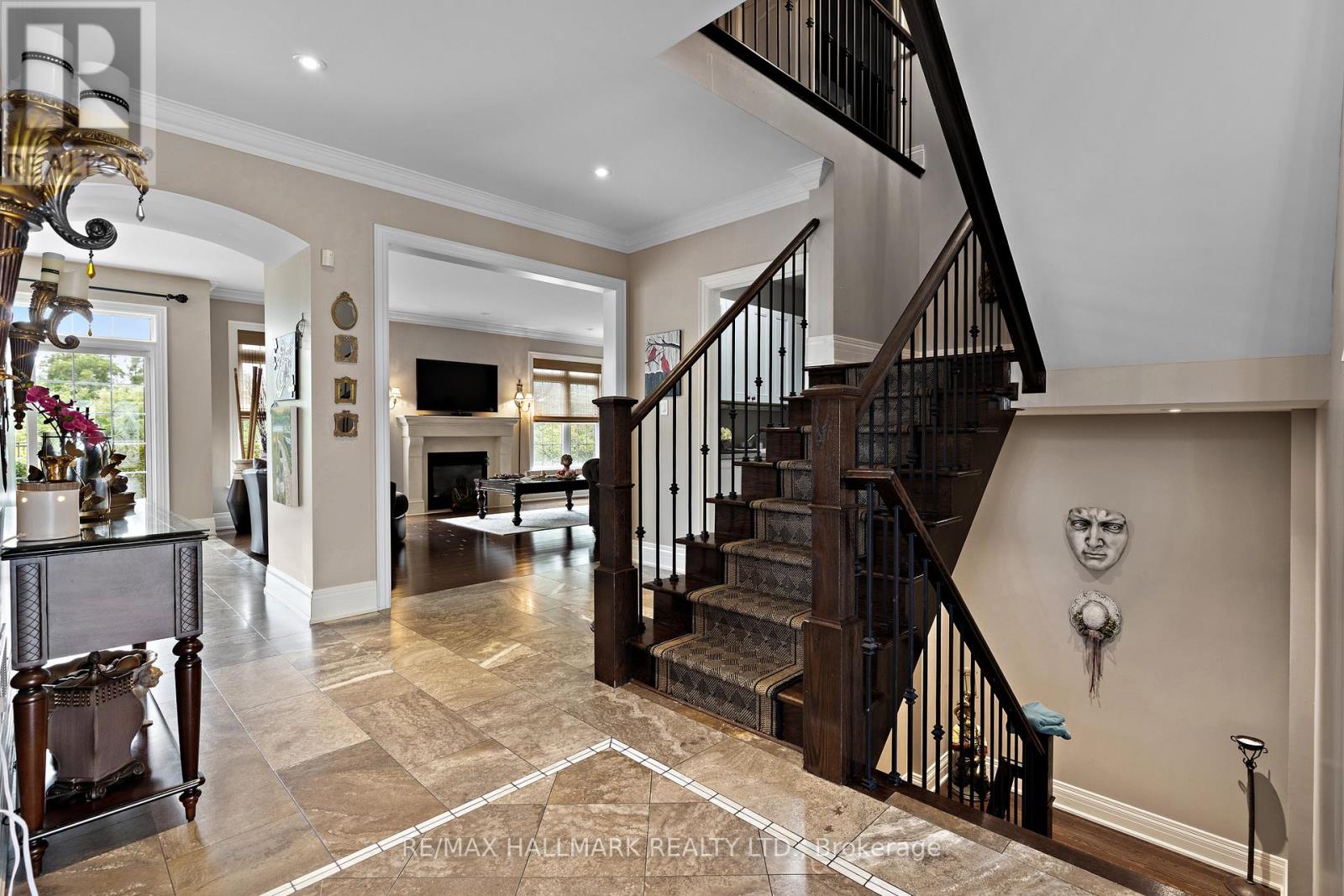 2485 Meadowridge Drive, Oakville, Ontario  L6H 7R4 - Photo 38 - W12633126