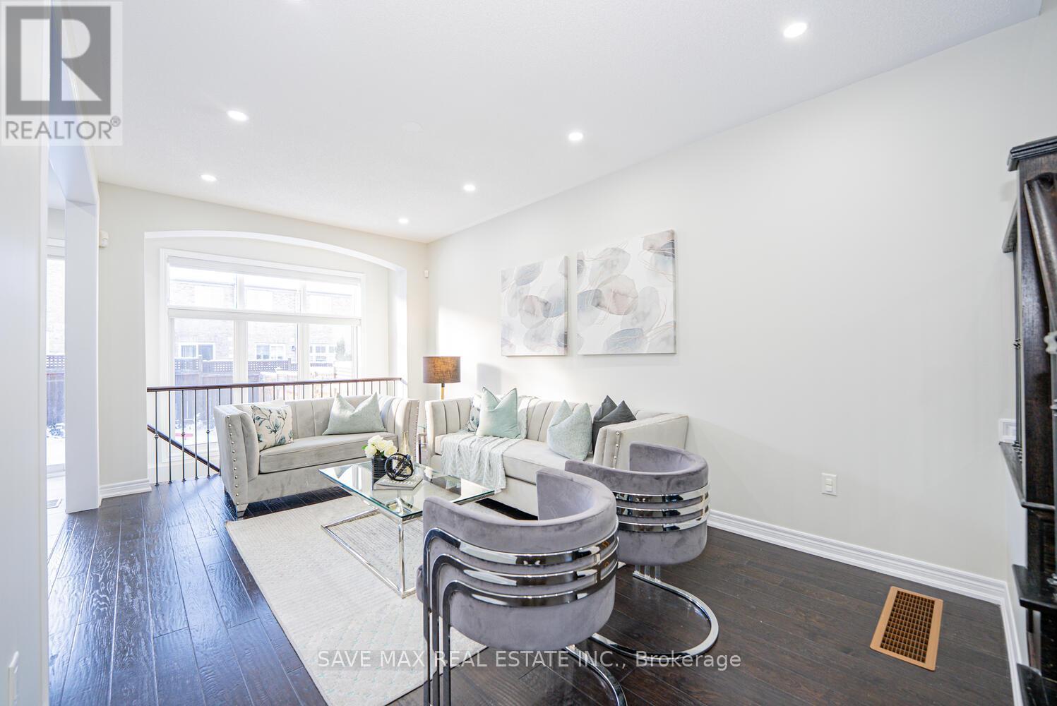 50 Abigail Crescent N, Caledon, Ontario  L7C 2J3 - Photo 10 - W12633144