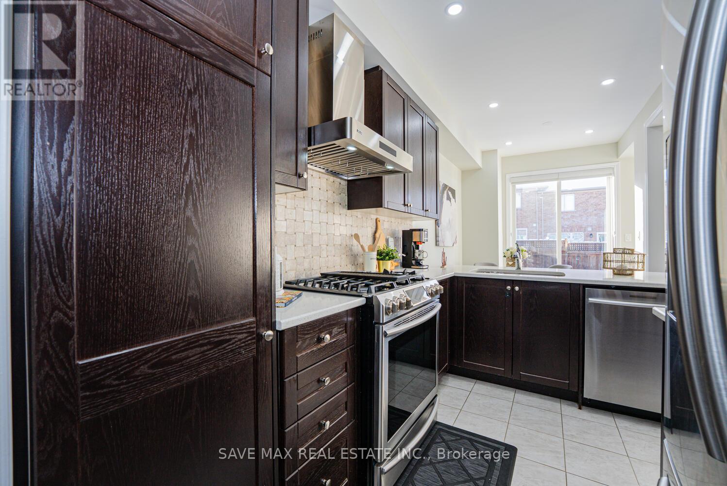 50 Abigail Crescent N, Caledon, Ontario  L7C 2J3 - Photo 15 - W12633144