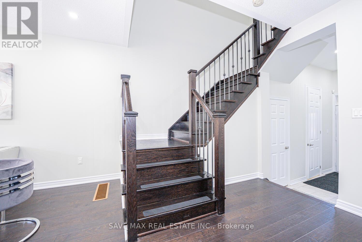 50 Abigail Crescent N, Caledon, Ontario  L7C 2J3 - Photo 25 - W12633144