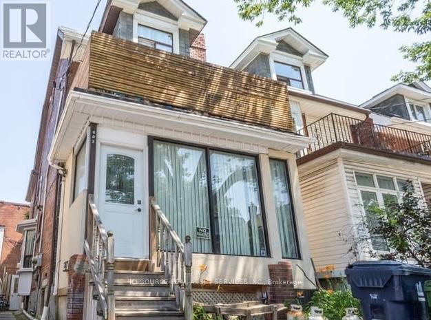 1 - 693 EUCLID AVENUE, Toronto, Ontario