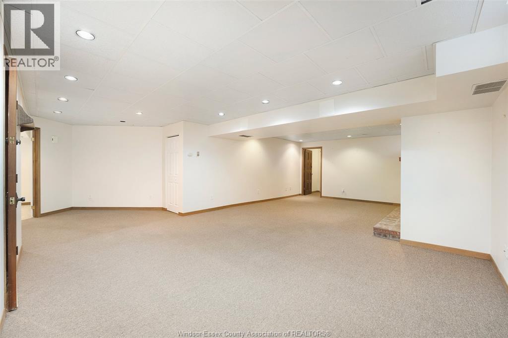 8710 Middle Side Rd., Mcgregor, Ontario N0R 1J0 - Photo 24 - 25031655