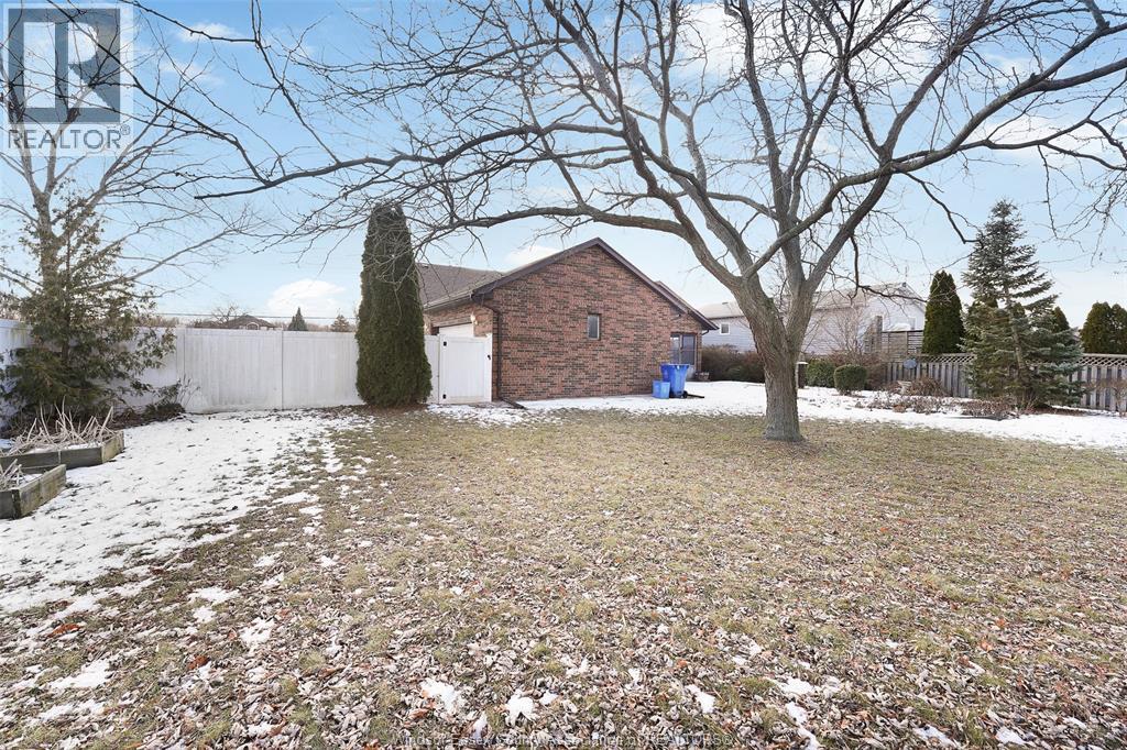 8710 Middle Side Rd., Mcgregor, Ontario N0R 1J0 - Photo 35 - 25031655