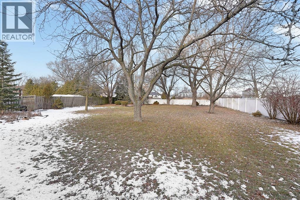 8710 Middle Side Rd., Mcgregor, Ontario N0R 1J0 - Photo 36 - 25031655