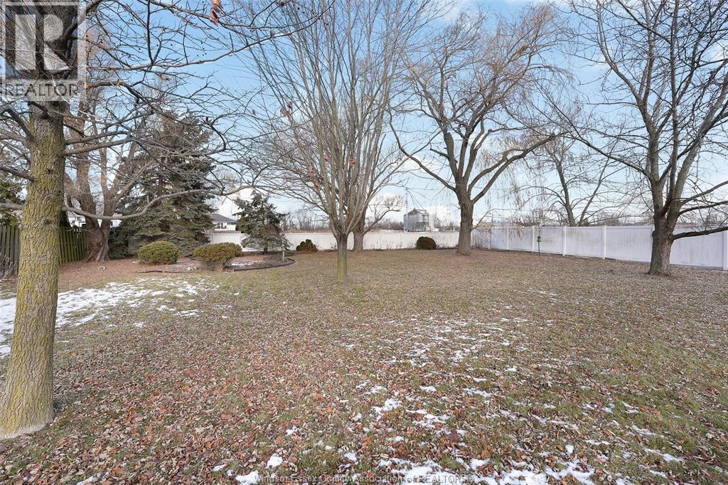 8710 Middle Side Rd., Mcgregor, Ontario N0R 1J0 - Photo 38 - 25031655