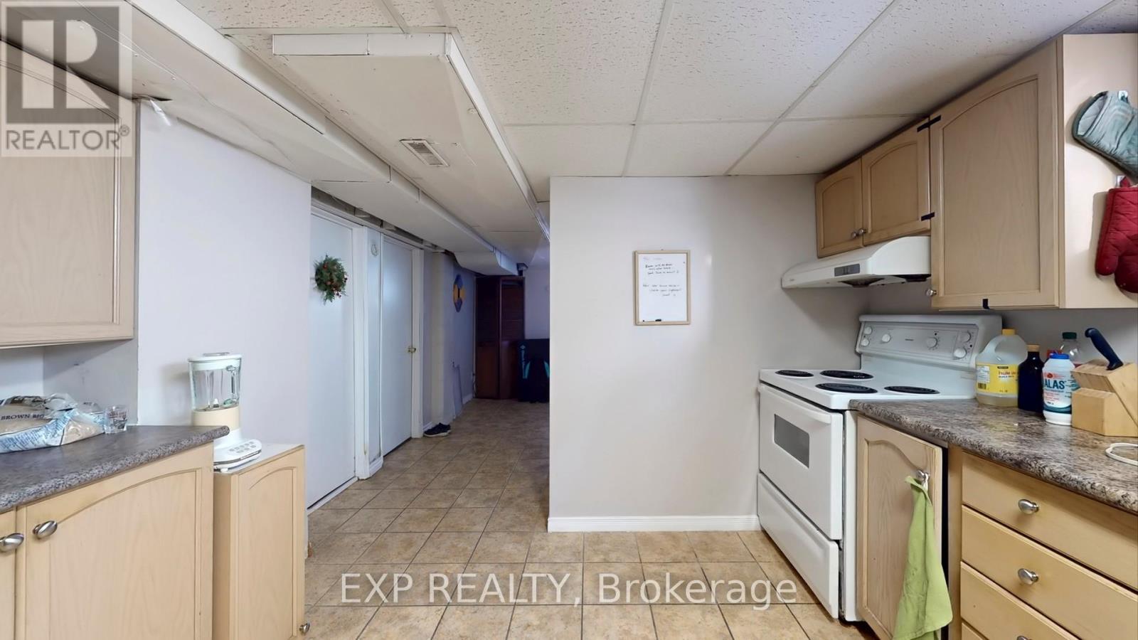 26 Ramsey Crescent, Hamilton (Ainslie Wood), Ontario  L8S 2N2 - Photo 26 - X12633160