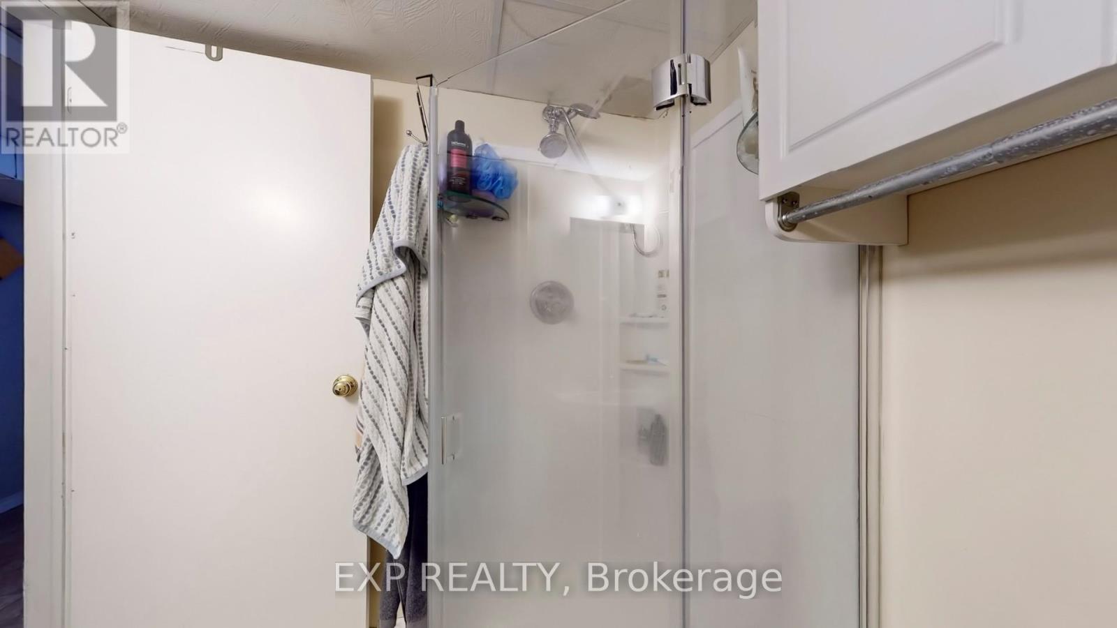 26 Ramsey Crescent, Hamilton (Ainslie Wood), Ontario  L8S 2N2 - Photo 38 - X12633160