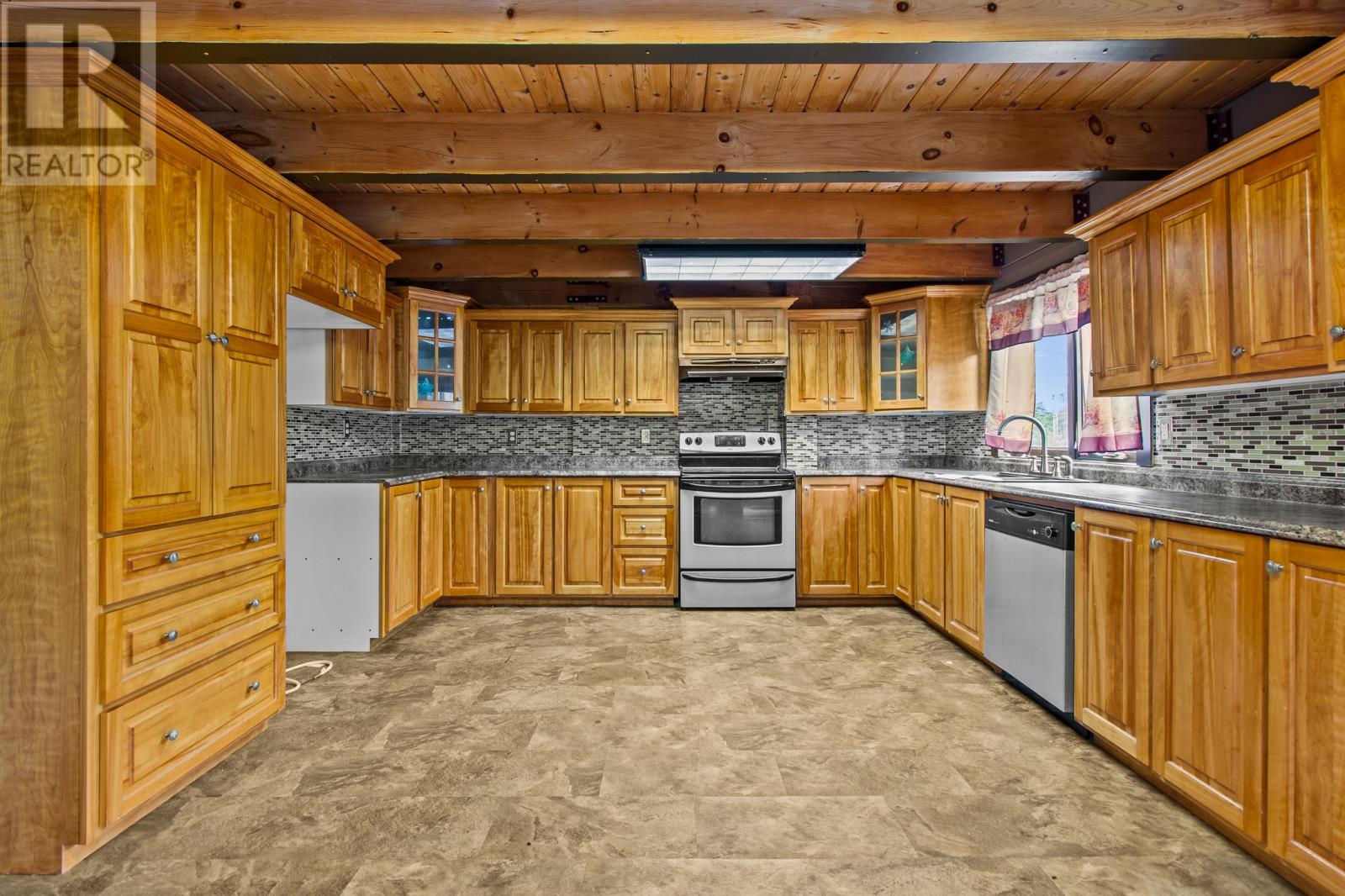 215 Main Street, Long Harbour, Newfoundland & Labrador  A0B 1J0 - Photo 4 - 1288542