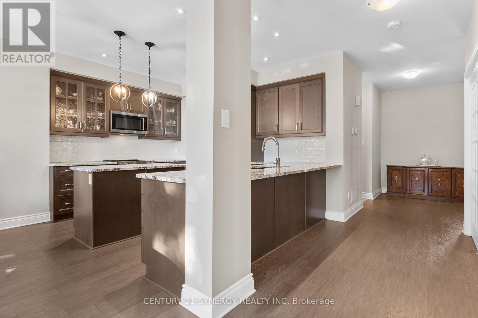 779 Fiddlehead Street, Ottawa, Ontario  K1T 0N1 - Photo 10 - X12633180