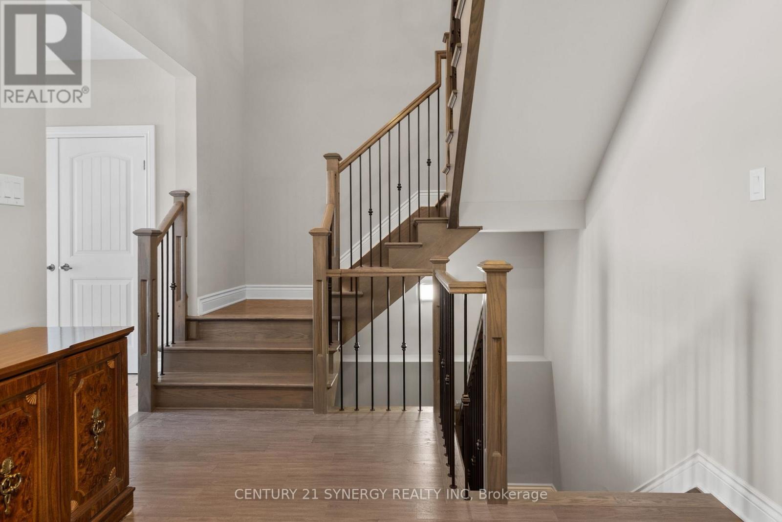 779 Fiddlehead Street, Ottawa, Ontario  K1T 0N1 - Photo 19 - X12633180