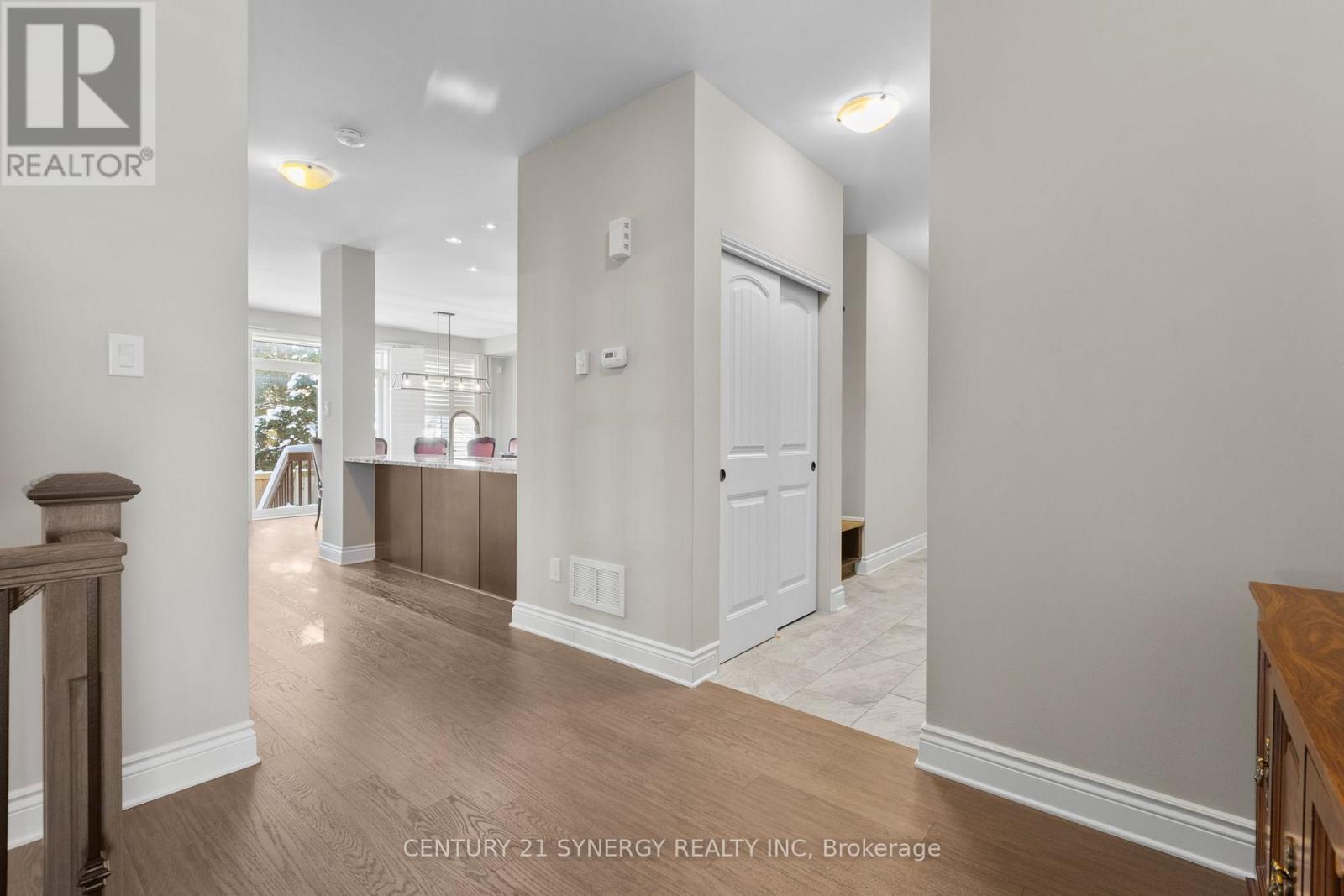 779 Fiddlehead Street, Ottawa, Ontario  K1T 0N1 - Photo 6 - X12633180