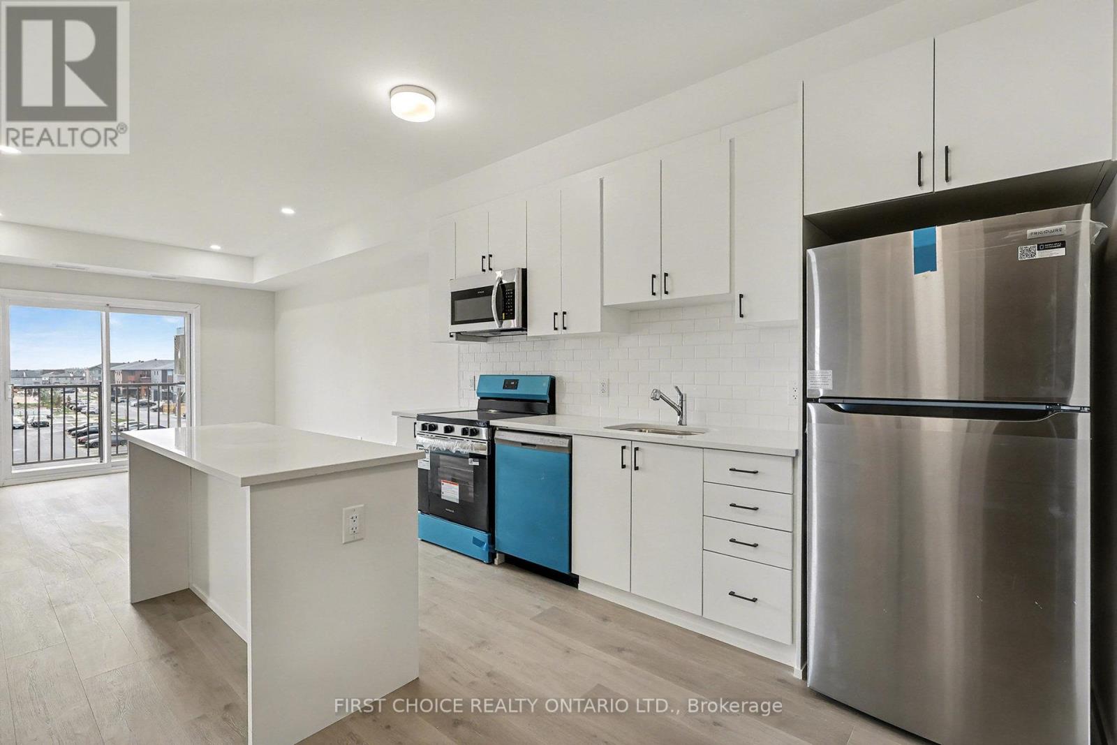 314 - 3600 Brian Coburn Boulevard, Ottawa, Ontario  K4A 3W4 - Photo 3 - X12633182