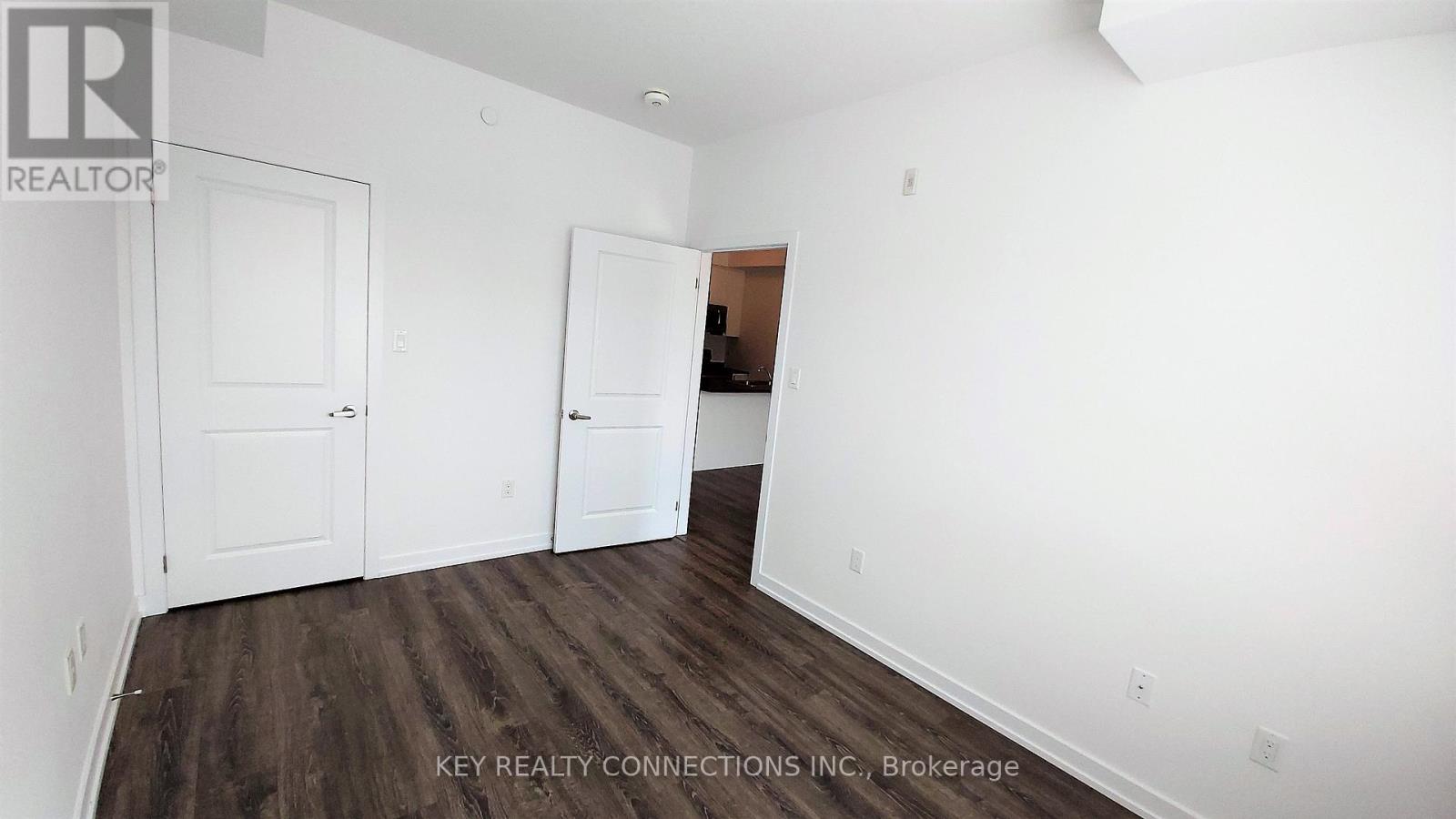 225 - 101 Shoreview Place, Hamilton, Ontario  L8E 0K3 - Photo 12 - X12633170