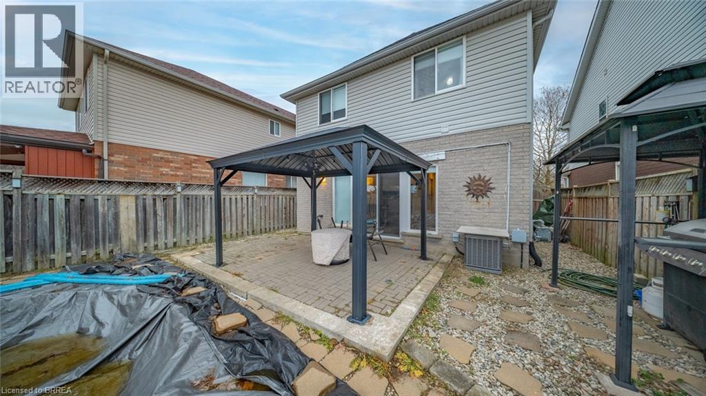 128 Mcmeeken Drive, Cambridge, Ontario  N3C 4E7 - Photo 30 - 40792107