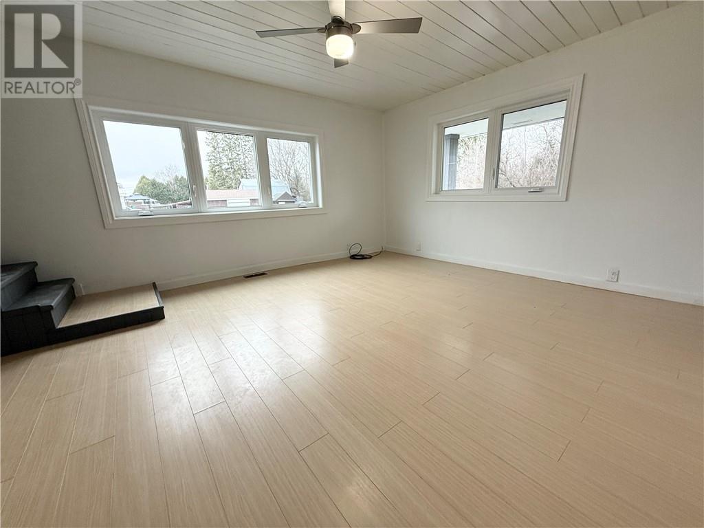 51 Stanhope Avenue, Warren, Ontario  P0M 2N0 - Photo 10 - 2125490