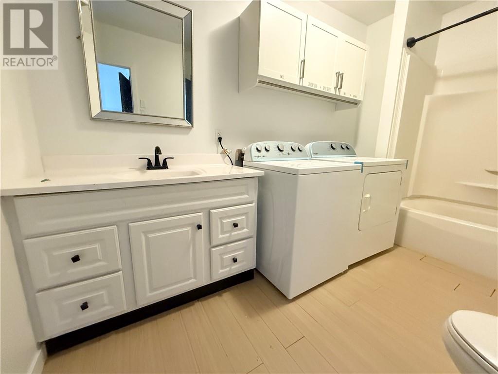 51 Stanhope Avenue, Warren, Ontario  P0M 2N0 - Photo 8 - 2125490