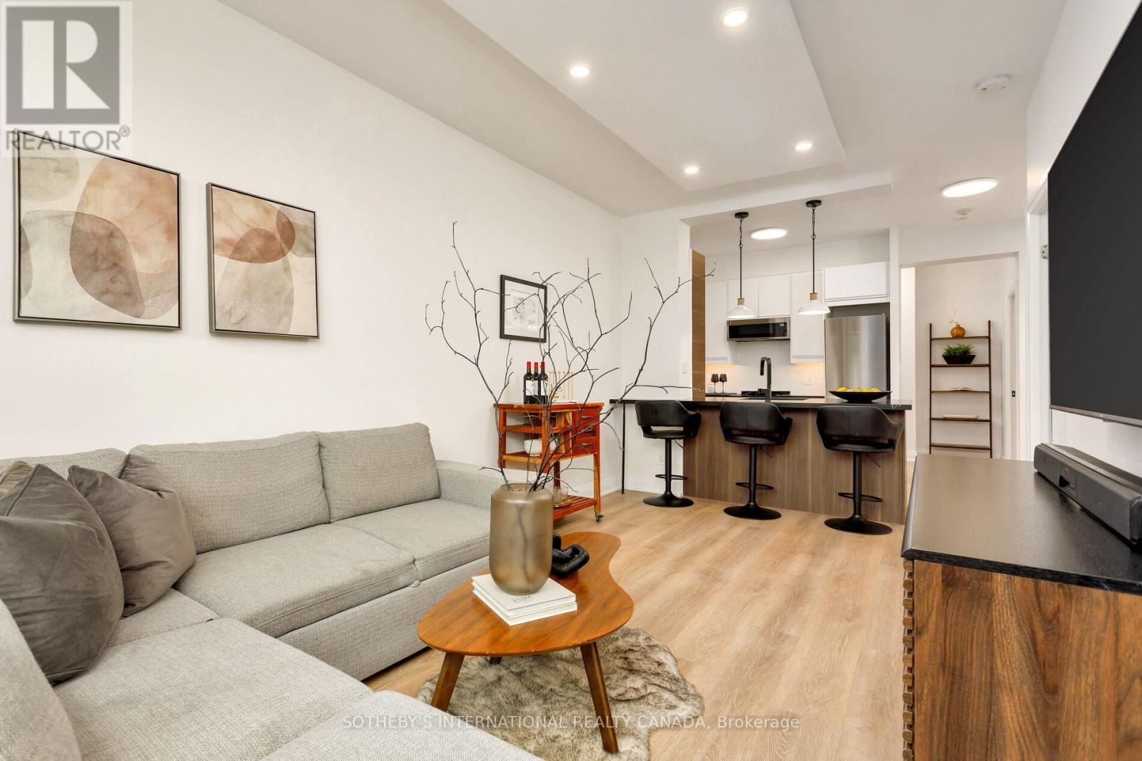 201 - 3391 Bloor Street W, Toronto, Ontario  M8X 1G3 - Photo 16 - W12633176