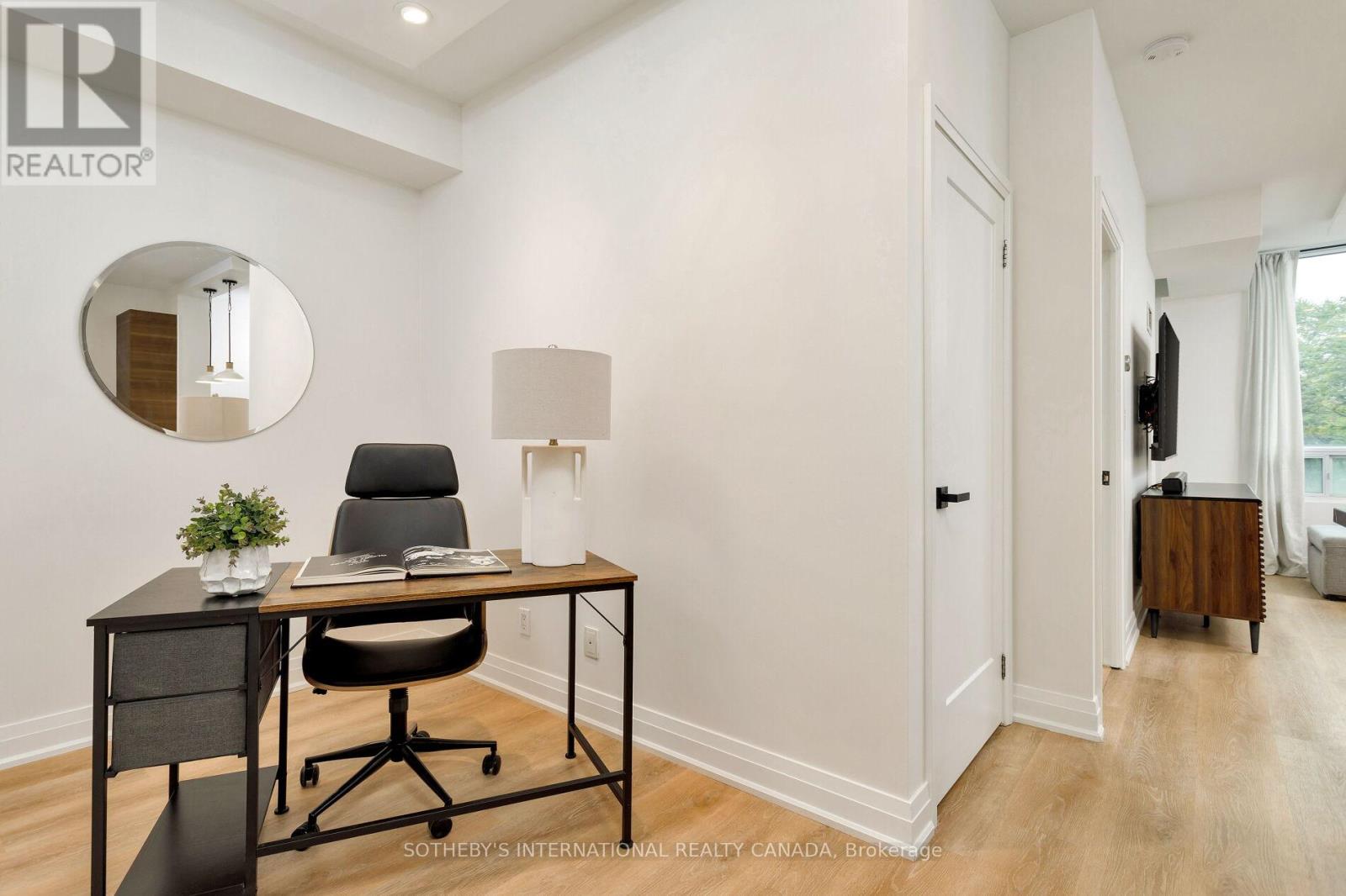 201 - 3391 Bloor Street W, Toronto, Ontario  M8X 1G3 - Photo 21 - W12633176