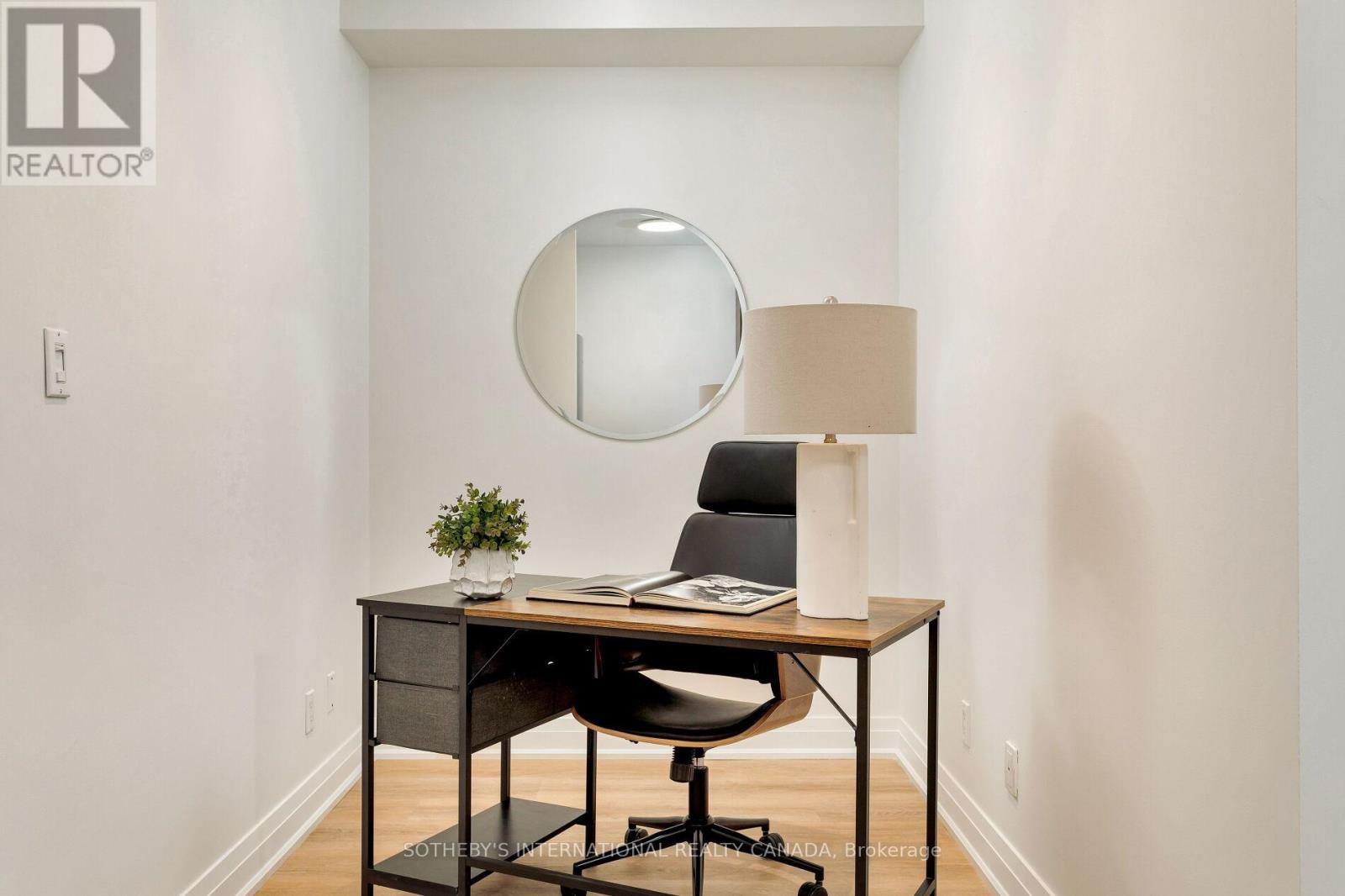 201 - 3391 Bloor Street W, Toronto, Ontario  M8X 1G3 - Photo 22 - W12633176