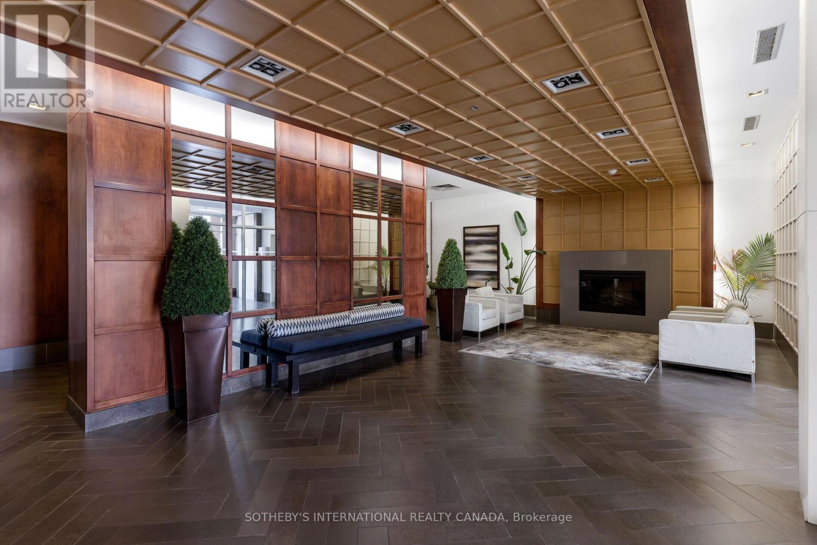 201 - 3391 Bloor Street W, Toronto, Ontario  M8X 1G3 - Photo 28 - W12633176