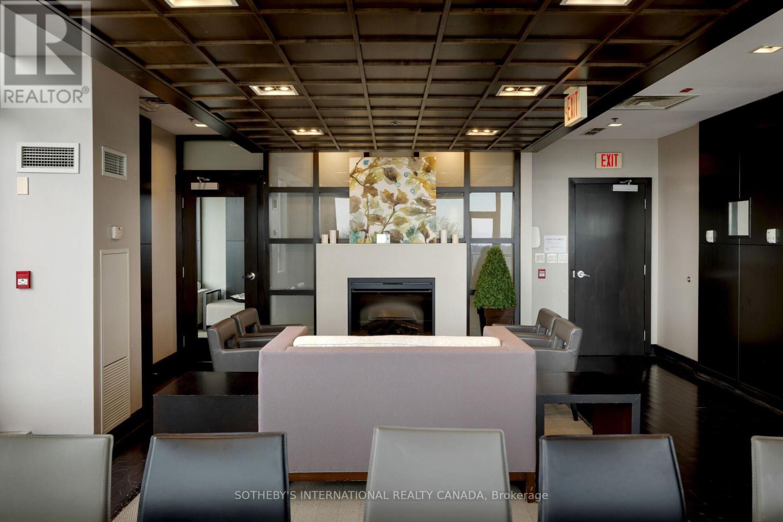 201 - 3391 Bloor Street W, Toronto, Ontario  M8X 1G3 - Photo 32 - W12633176