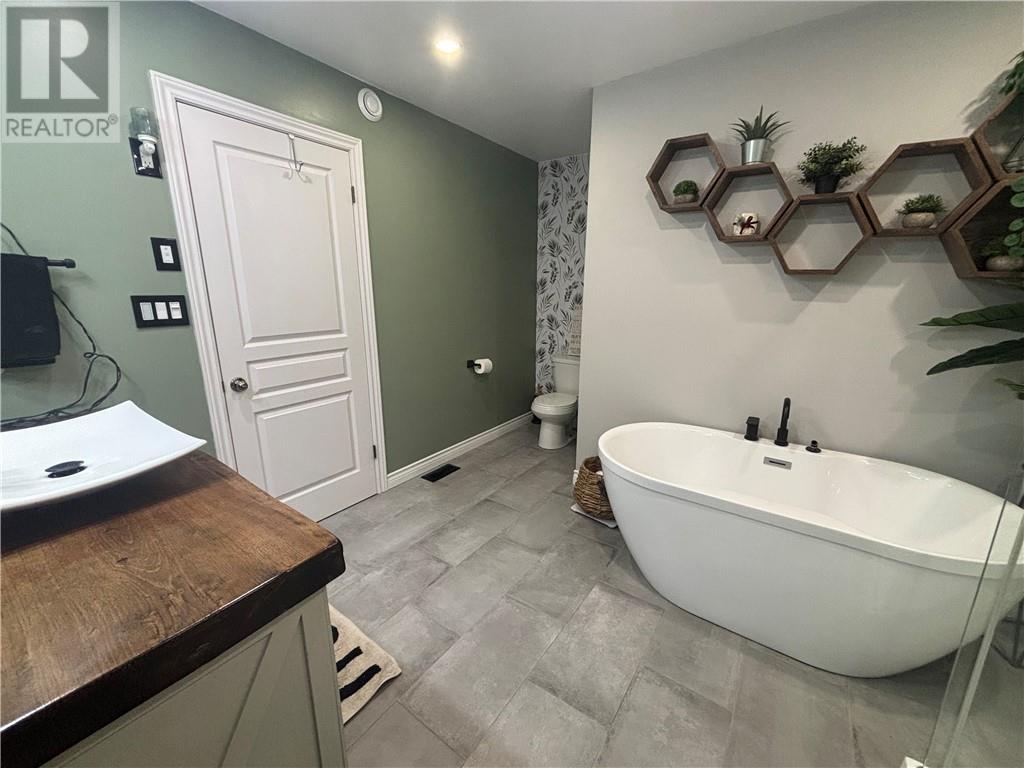 3099 Anizette Street, Chelmsford, Ontario  P0M 1L0 - Photo 25 - 2125904