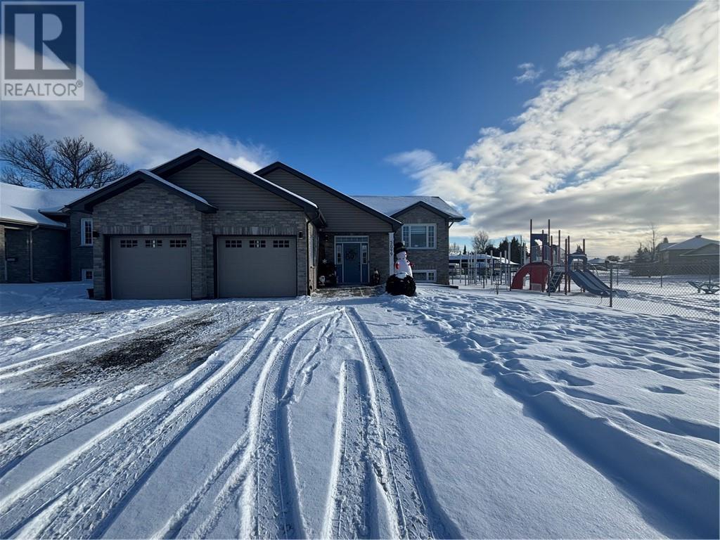 3099 Anizette Street, Chelmsford, Ontario  P0M 1L0 - Photo 3 - 2125904