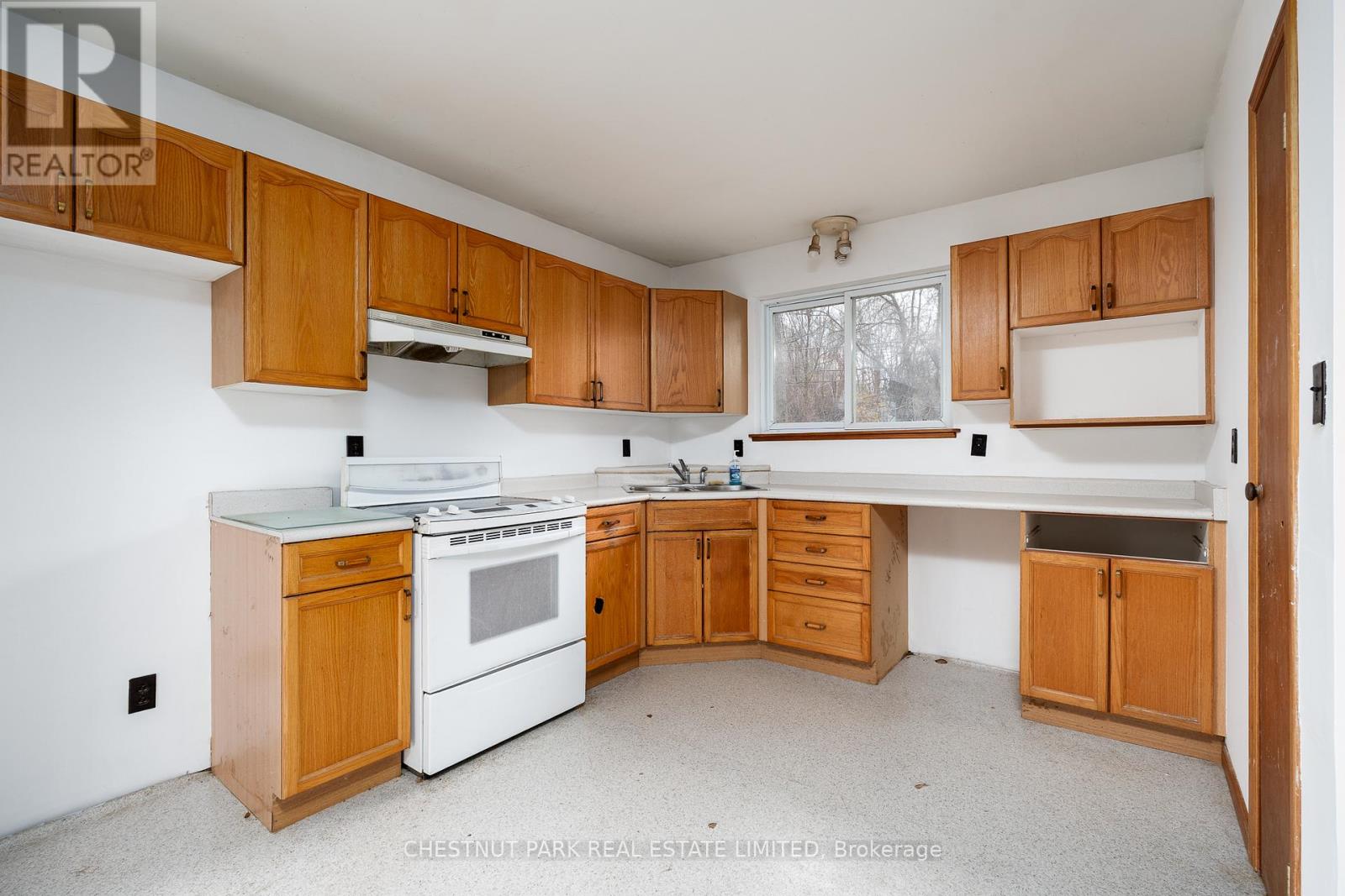 84-88 Munroe Lane, Prince Edward County, Ontario  K0K 2T0 - Photo 25 - X12633198