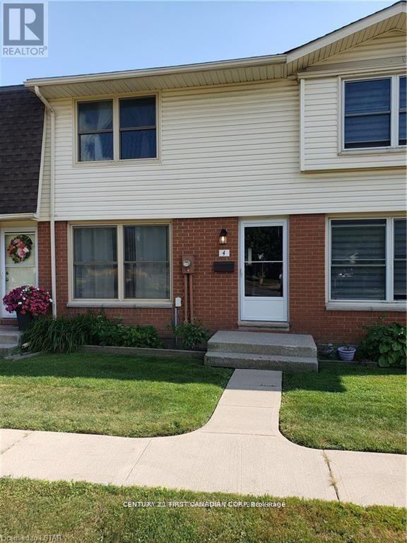 4 - 51 Sholto Drive, London South (South X), Ontario  N6E 2H9 - Photo 1 - X12633208