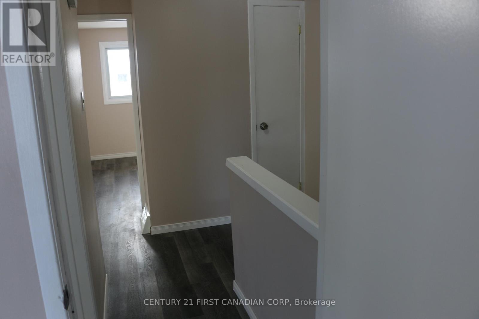 4 - 51 Sholto Drive, London South (South X), Ontario  N6E 2H9 - Photo 11 - X12633208