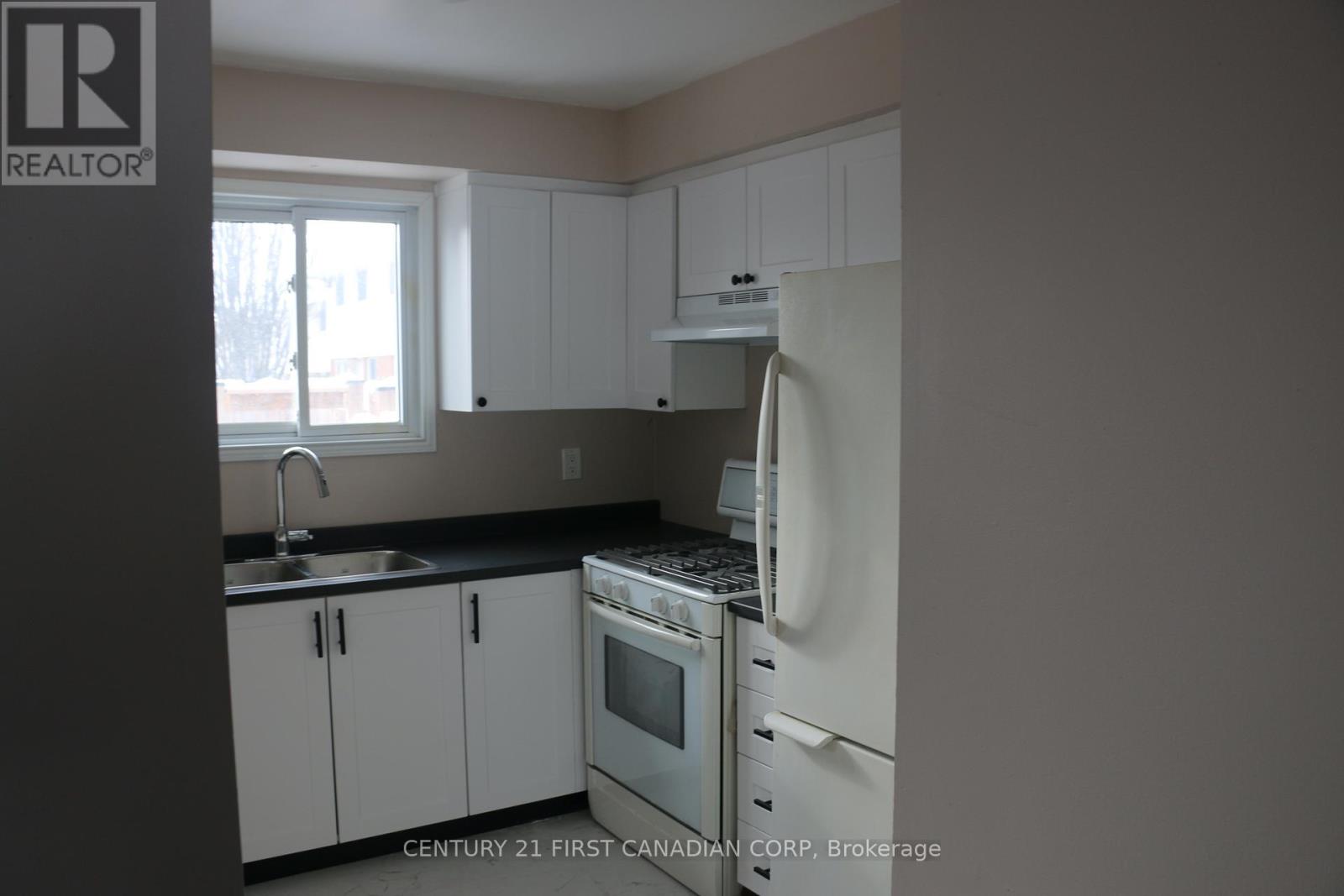 4 - 51 Sholto Drive, London South (South X), Ontario  N6E 2H9 - Photo 6 - X12633208