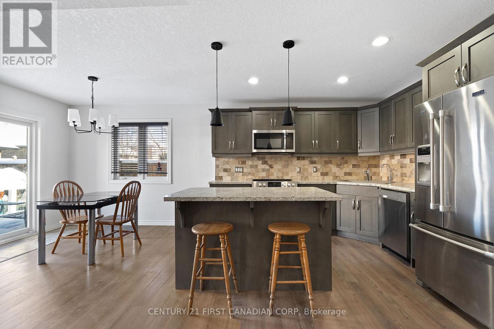 46 Westlake Drive, St. Thomas, Ontario  N5P 0C6 - Photo 14 - X12633210