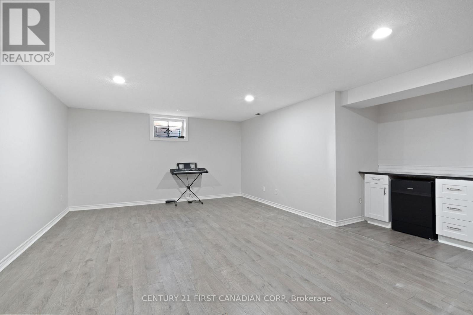 46 Westlake Drive, St. Thomas, Ontario  N5P 0C6 - Photo 31 - X12633210