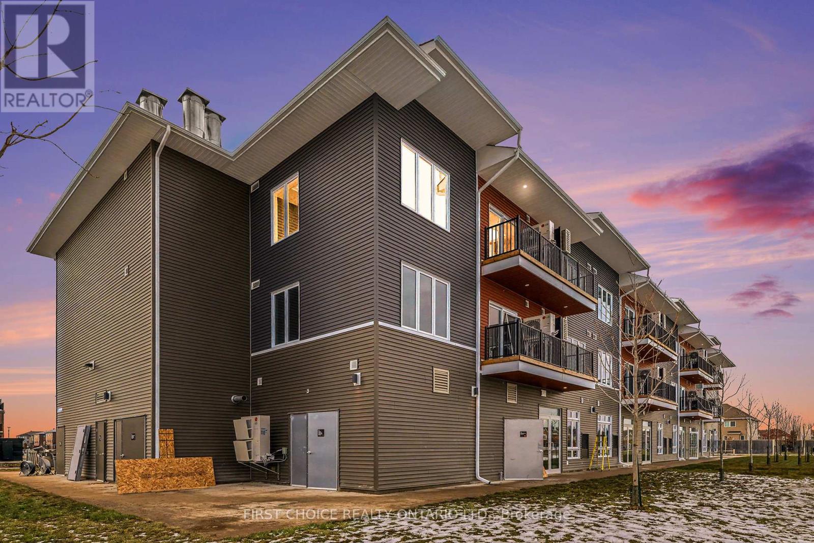 313 - 3600 Brian Coburn Boulevard, Ottawa, Ontario  K4A 3W4 - Photo 1 - X12633196