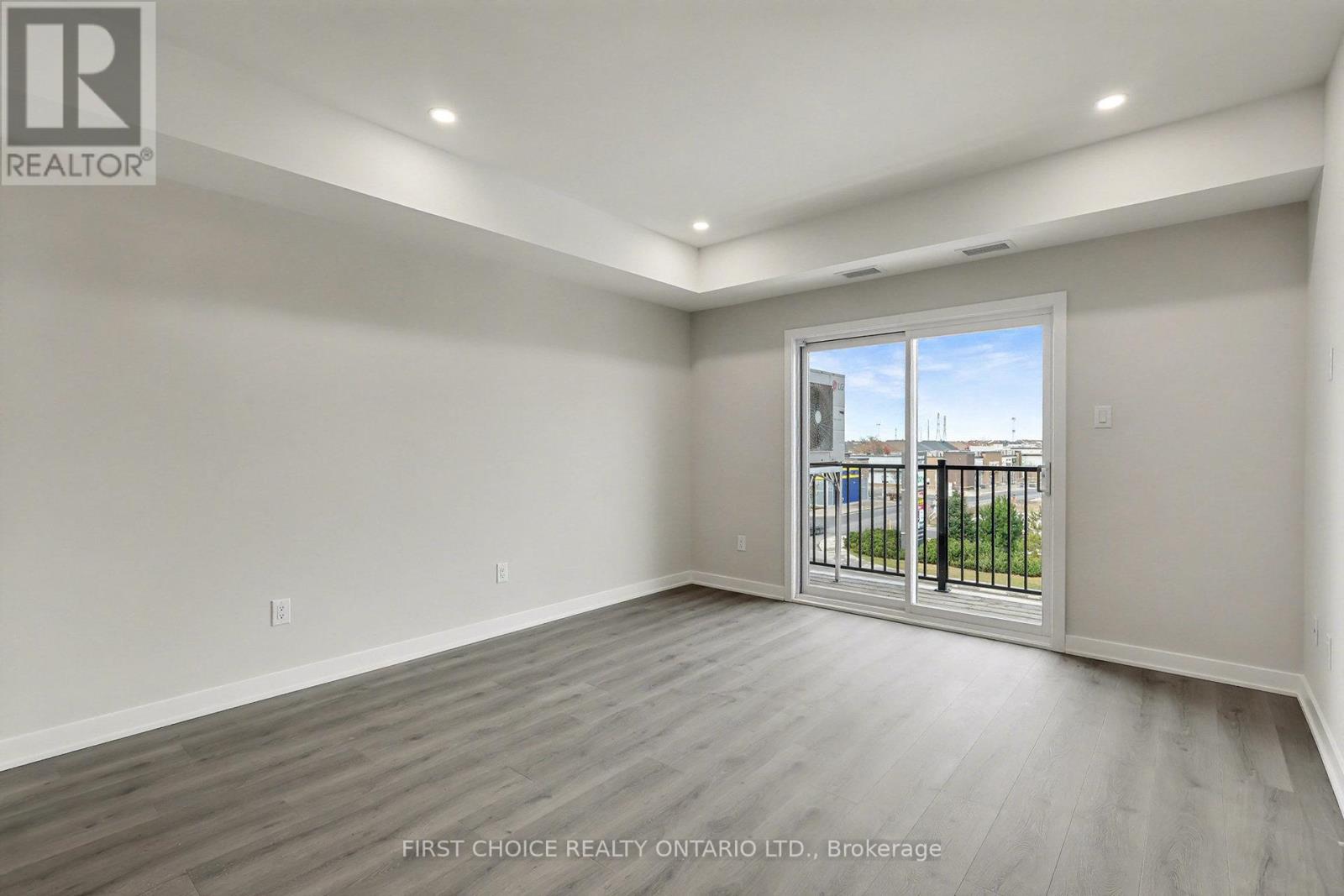 313 - 3600 Brian Coburn Boulevard, Ottawa, Ontario  K4A 3W4 - Photo 10 - X12633196