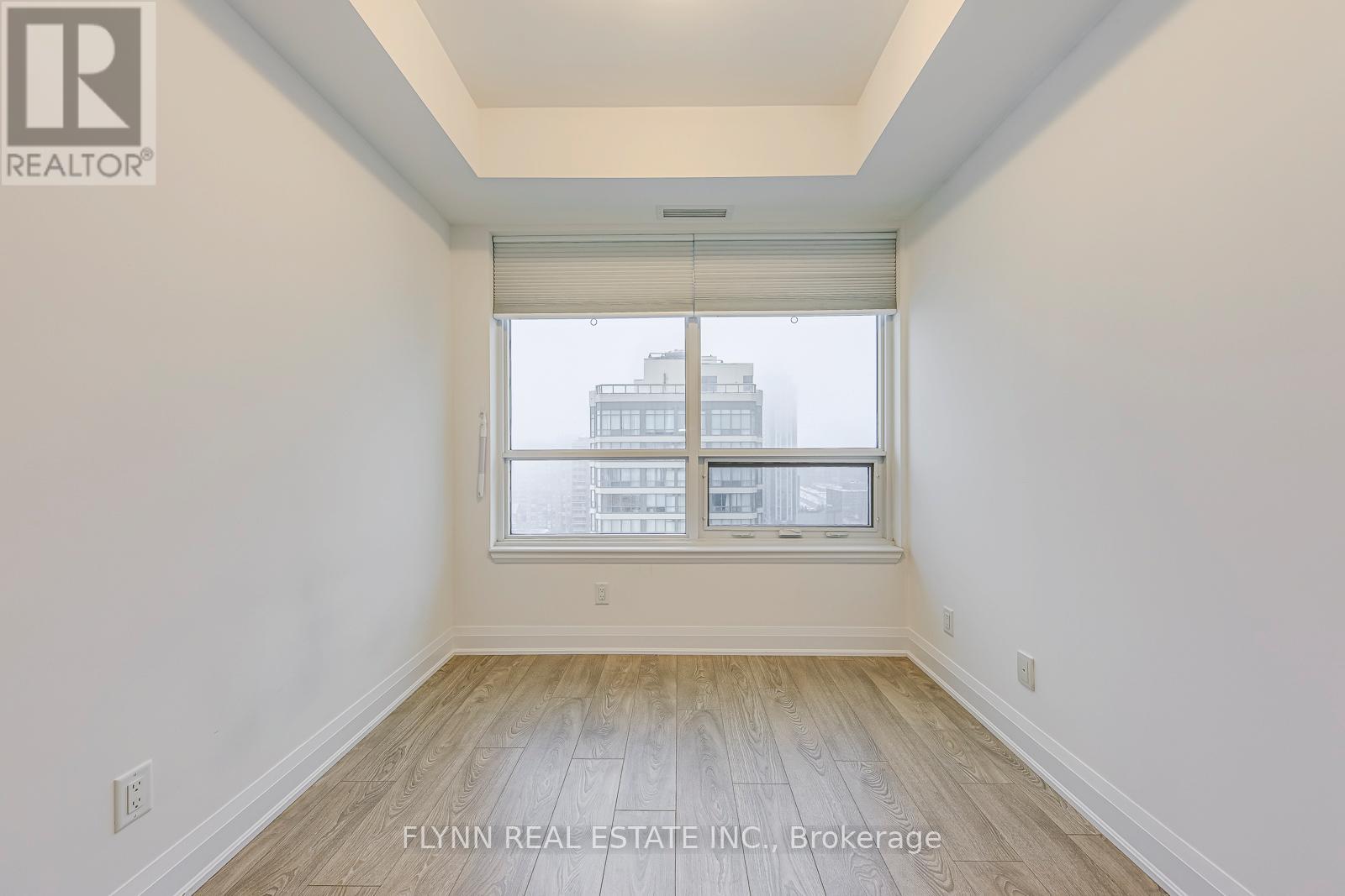 2001 - 36 Elm Drive W, Mississauga (City Centre), Ontario  L5B 0N3 - Photo 29 - W12633174