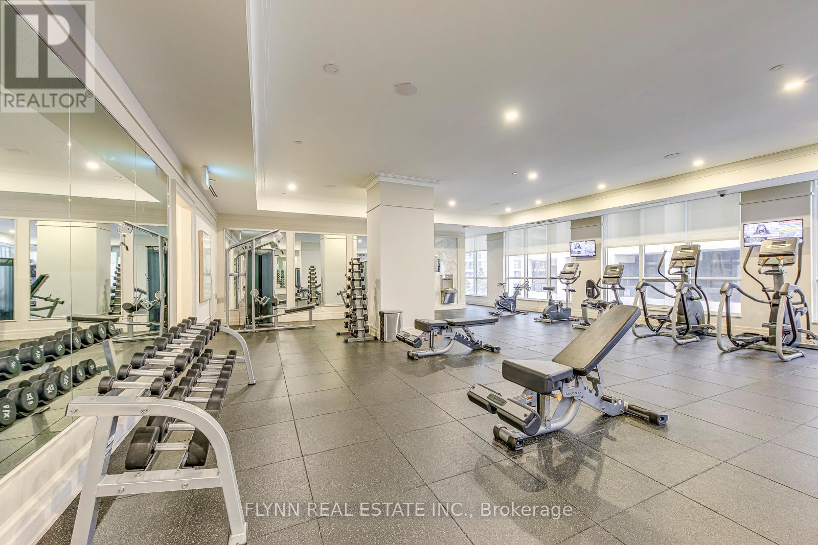 2001 - 36 Elm Drive W, Mississauga (City Centre), Ontario  L5B 0N3 - Photo 33 - W12633174